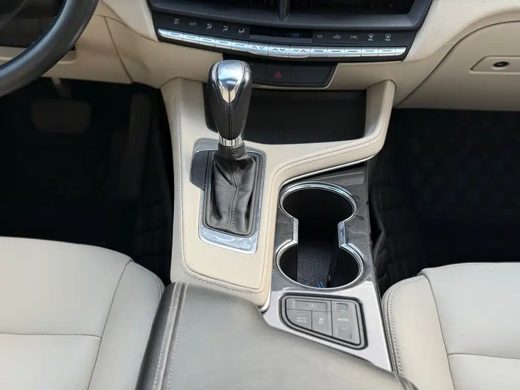 Cadillac CT4 2023 — фото 10