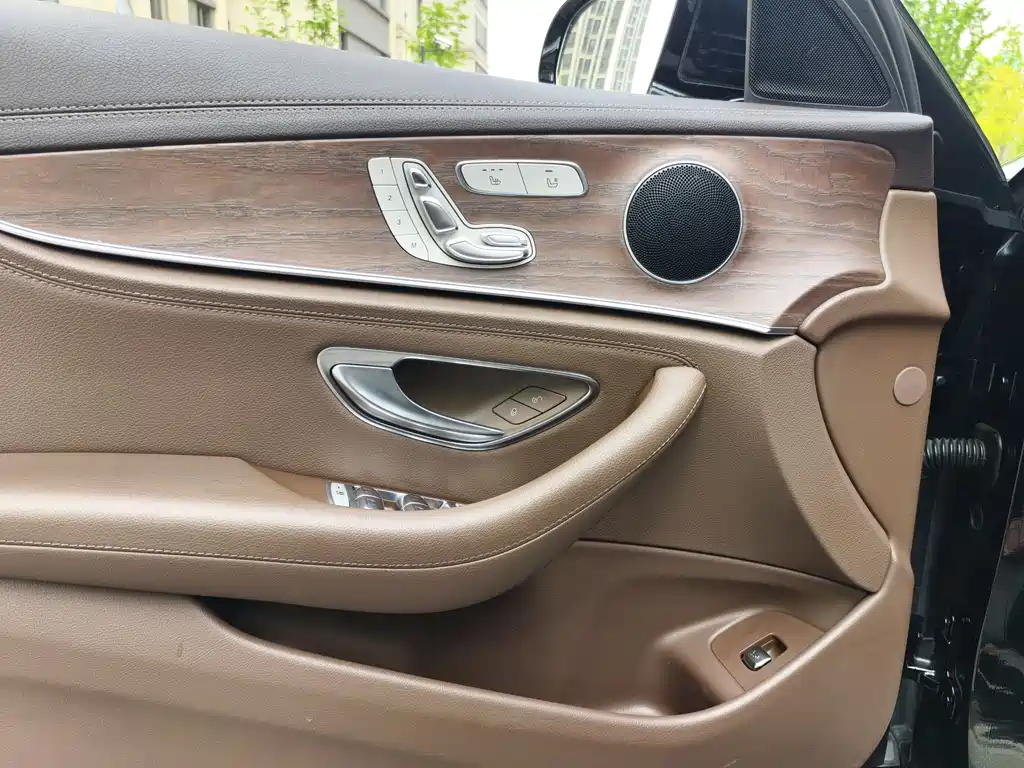 Mercedes-Benz E-Class 2020