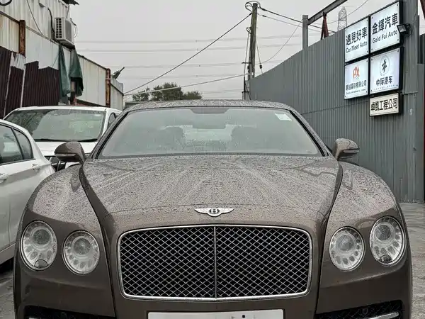 Bentley Flying Spur 2015