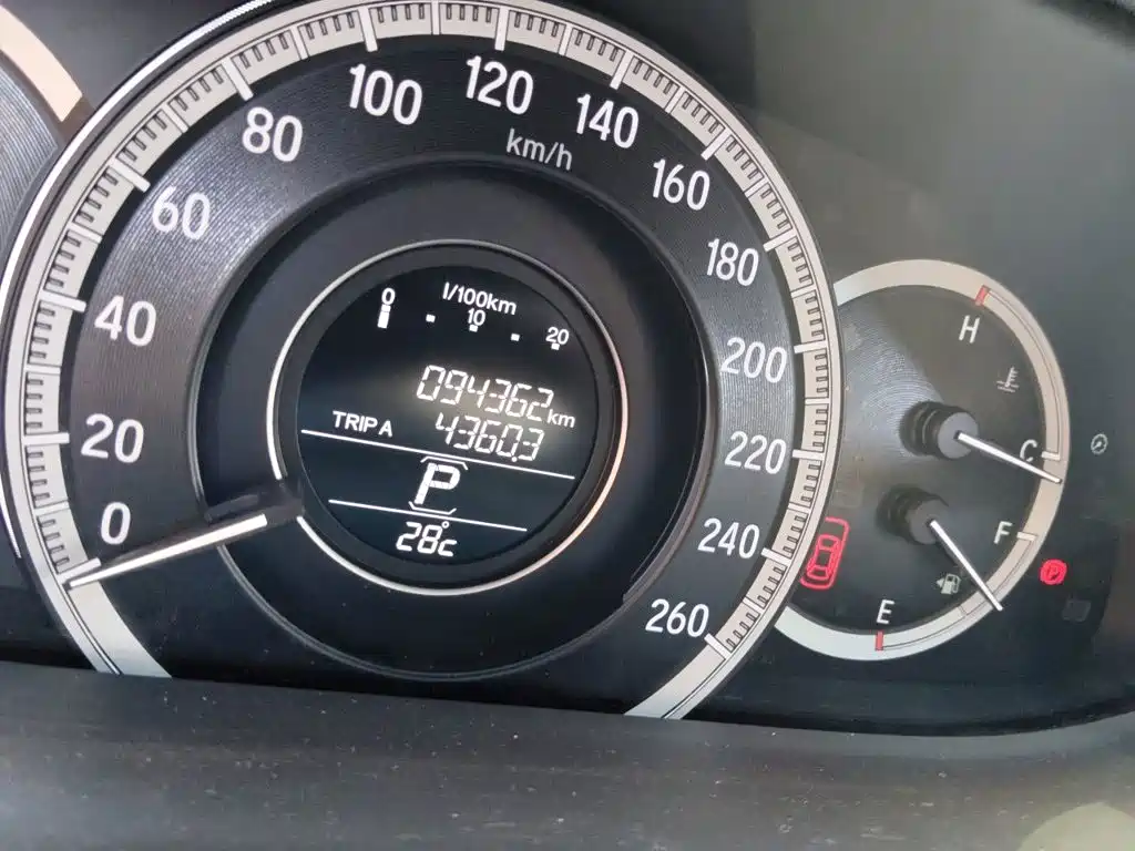 Honda Accord 2017 — фото 13
