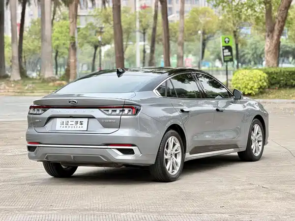 Ford Mondeo 2022