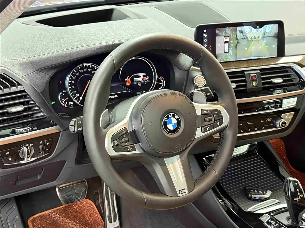 BMW X3 2018 — фото 18