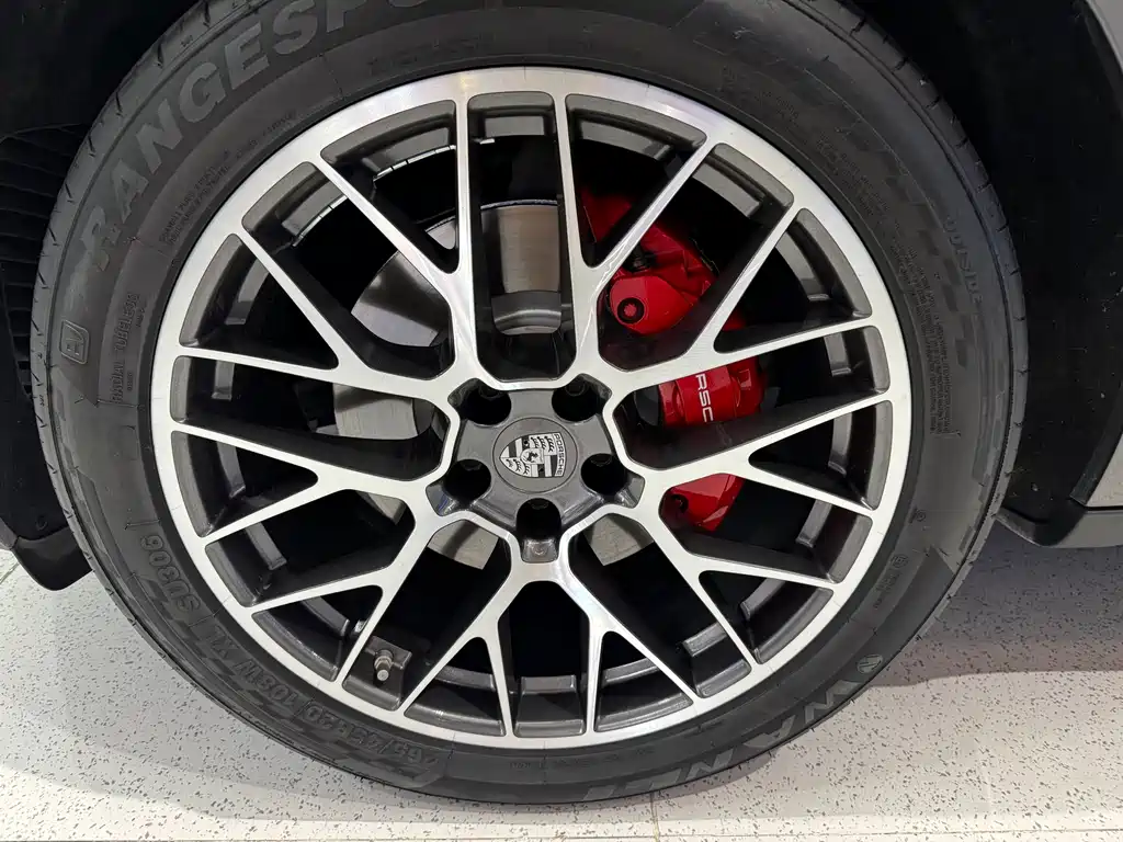 Porsche Macan 2015 — фото 12