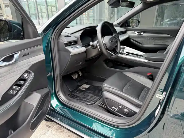 Geely Xingrui 2023