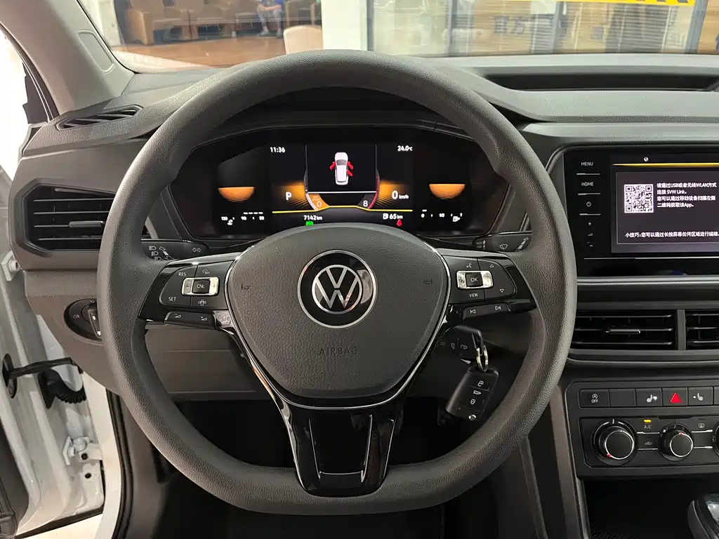 Volkswagen T-Cross 2023 — фото 12