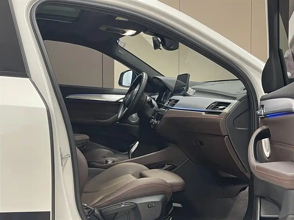 BMW X2 2022 — фото 17
