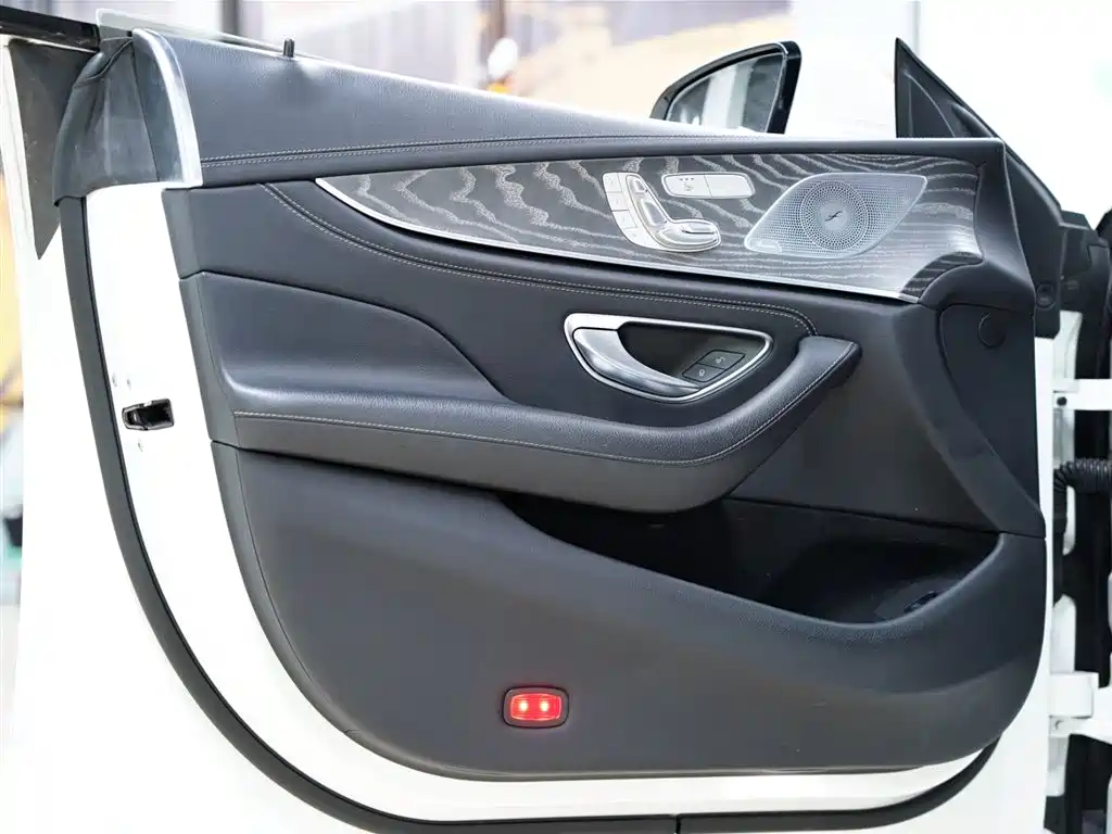Mercedes-Benz CLS 2022 — фото 27