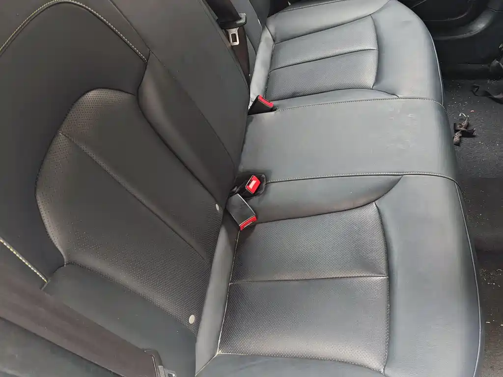 Roewe i6 MAX New Energy 2021 — фото 7