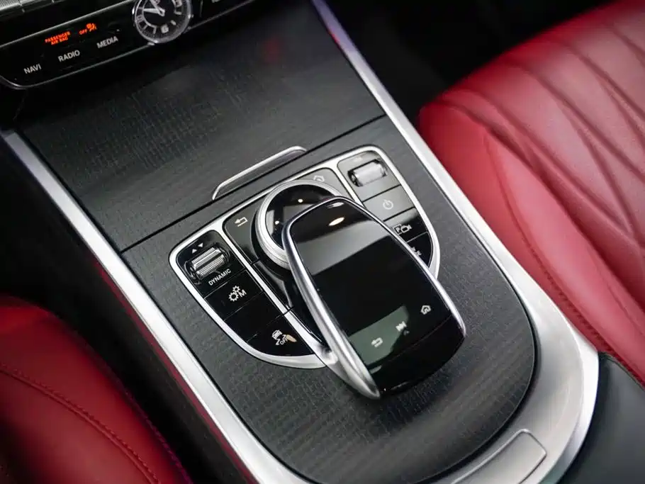 Mercedes-Benz G-Class 2023 — фото 14