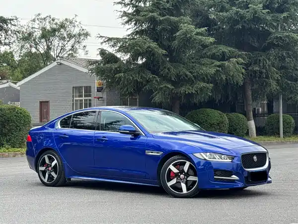 Jaguar XE 2017