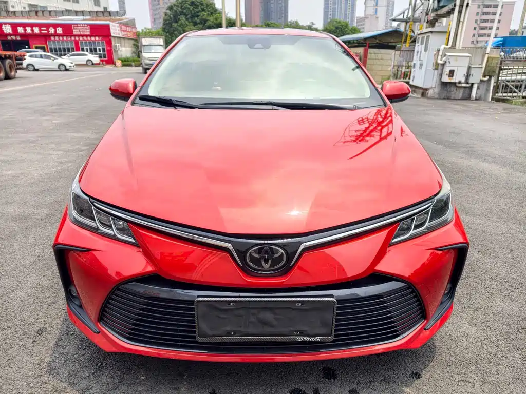 Toyota Corolla 2021 — фото 2
