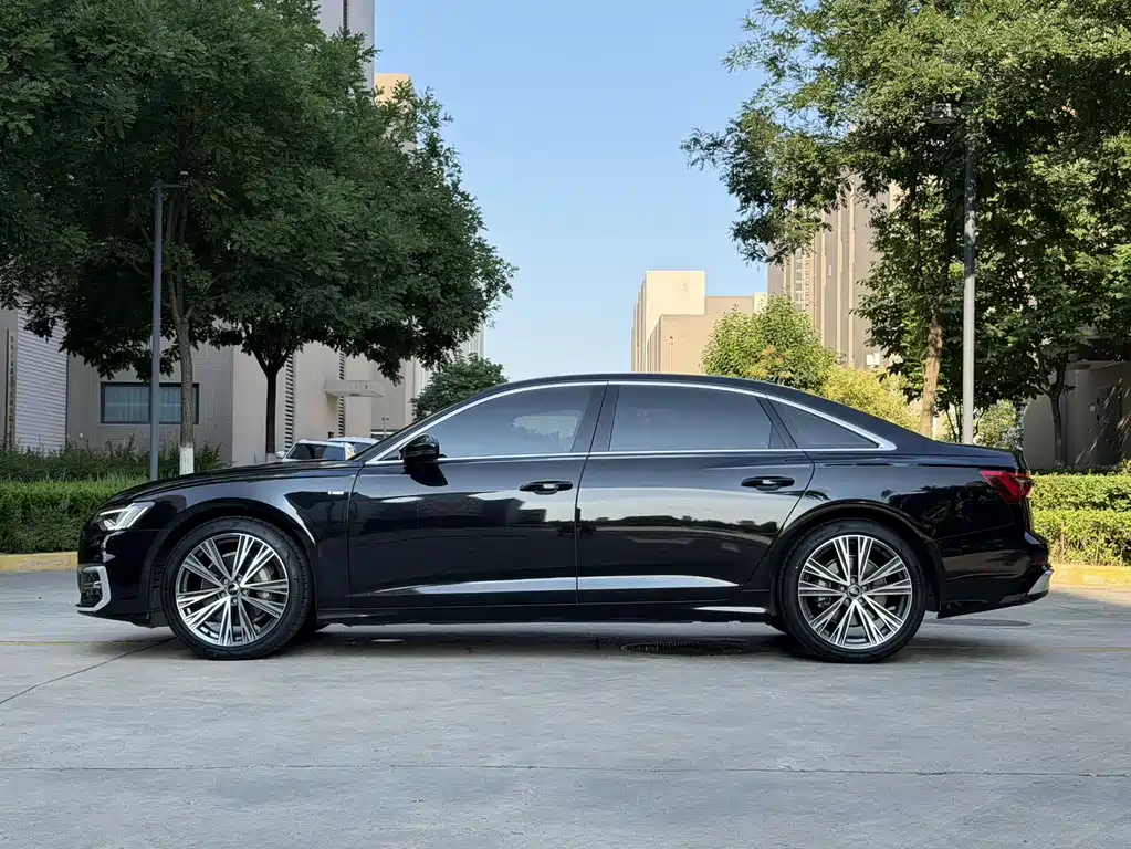 Audi A6L 2023 — фото 14