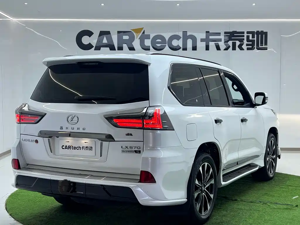 Lexus LX 2022 — фото 5