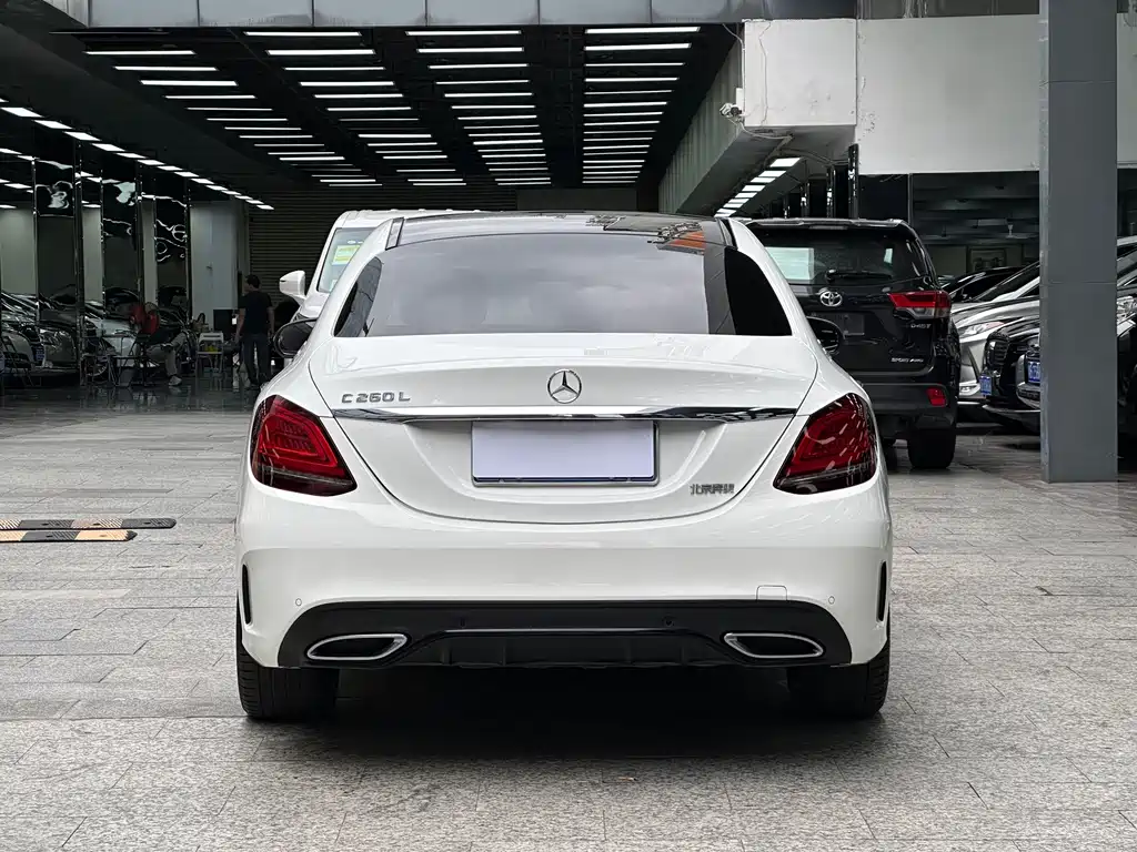 Mercedes-Benz C-Class 2021 — фото 16
