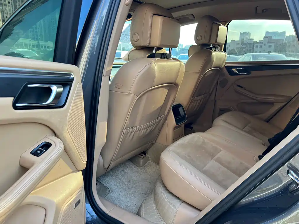 Porsche Macan 2015 — фото 13