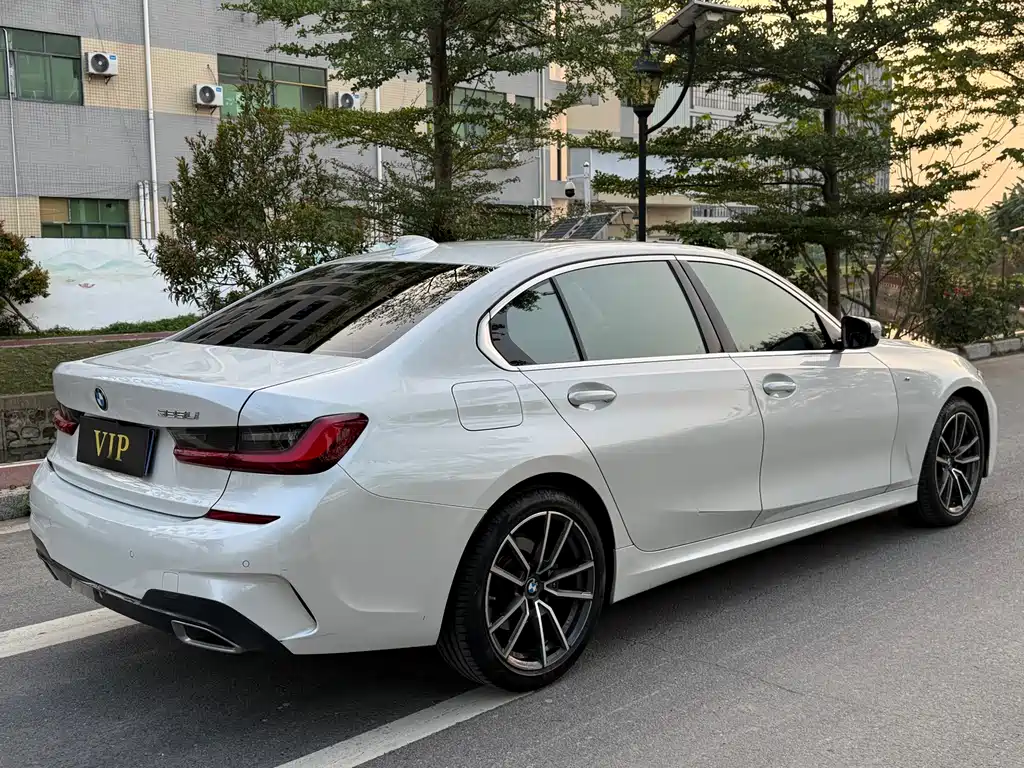 BMW 3 Series 2022