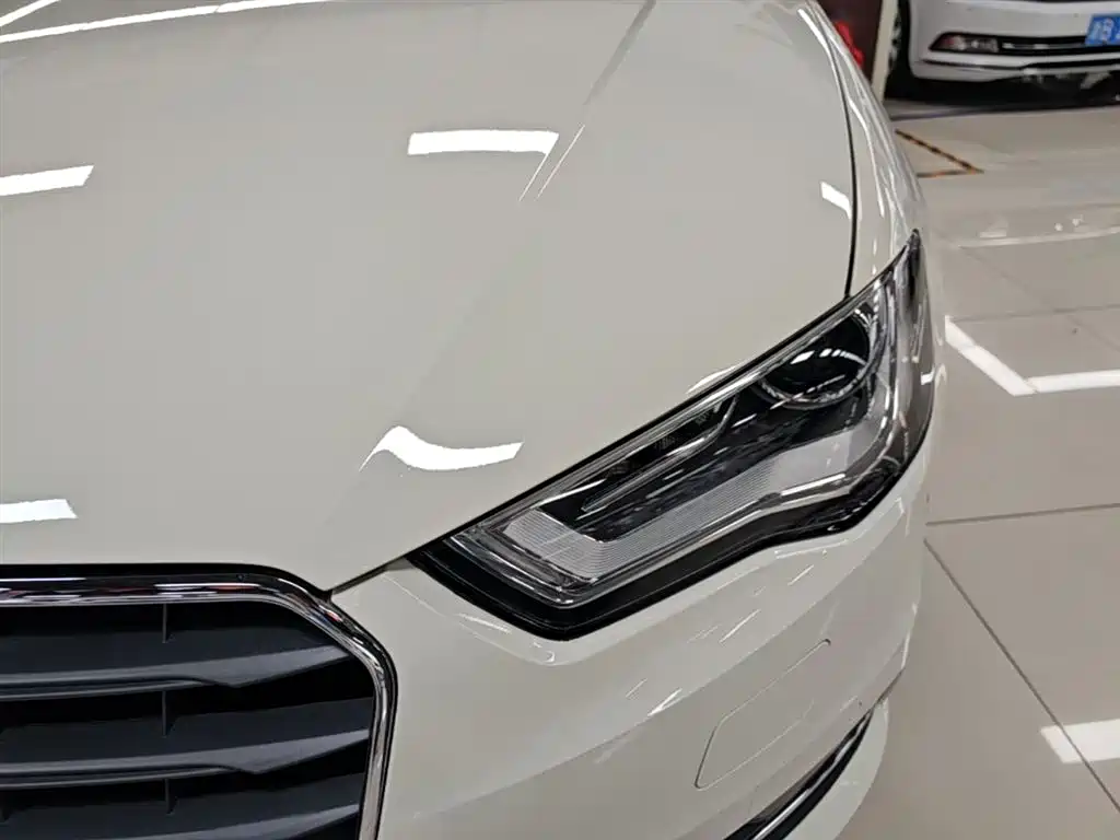 Audi A3 2015 — фото 24