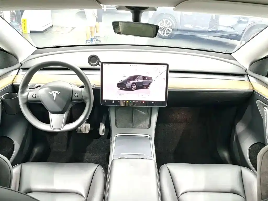 Tesla Model Y 2022 — фото 5