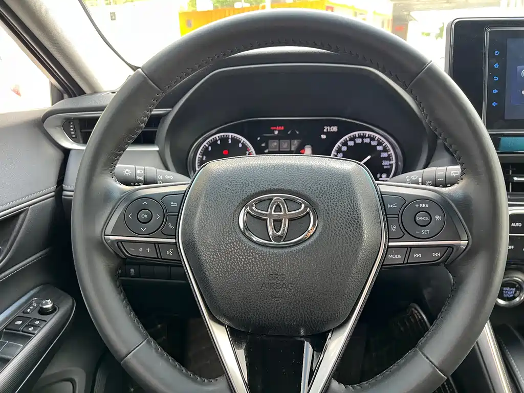 Toyota Harrier 2022 — фото 14