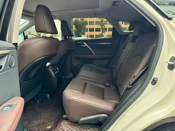 Lexus RX 2020