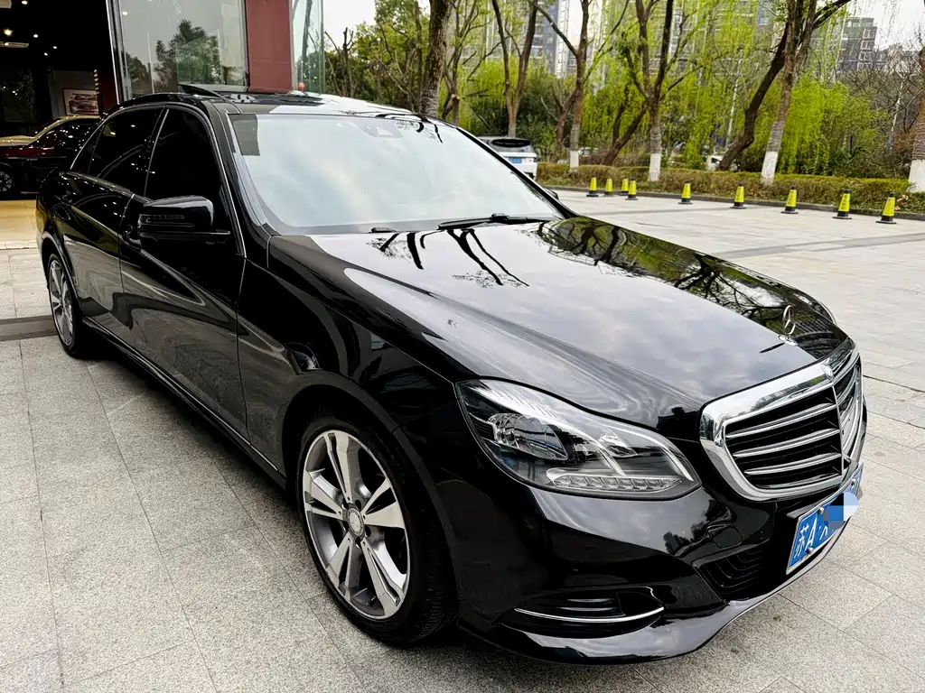 Mercedes-Benz E-Class 2015 — фото 3