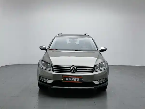 Volkswagen Magotan 2015
