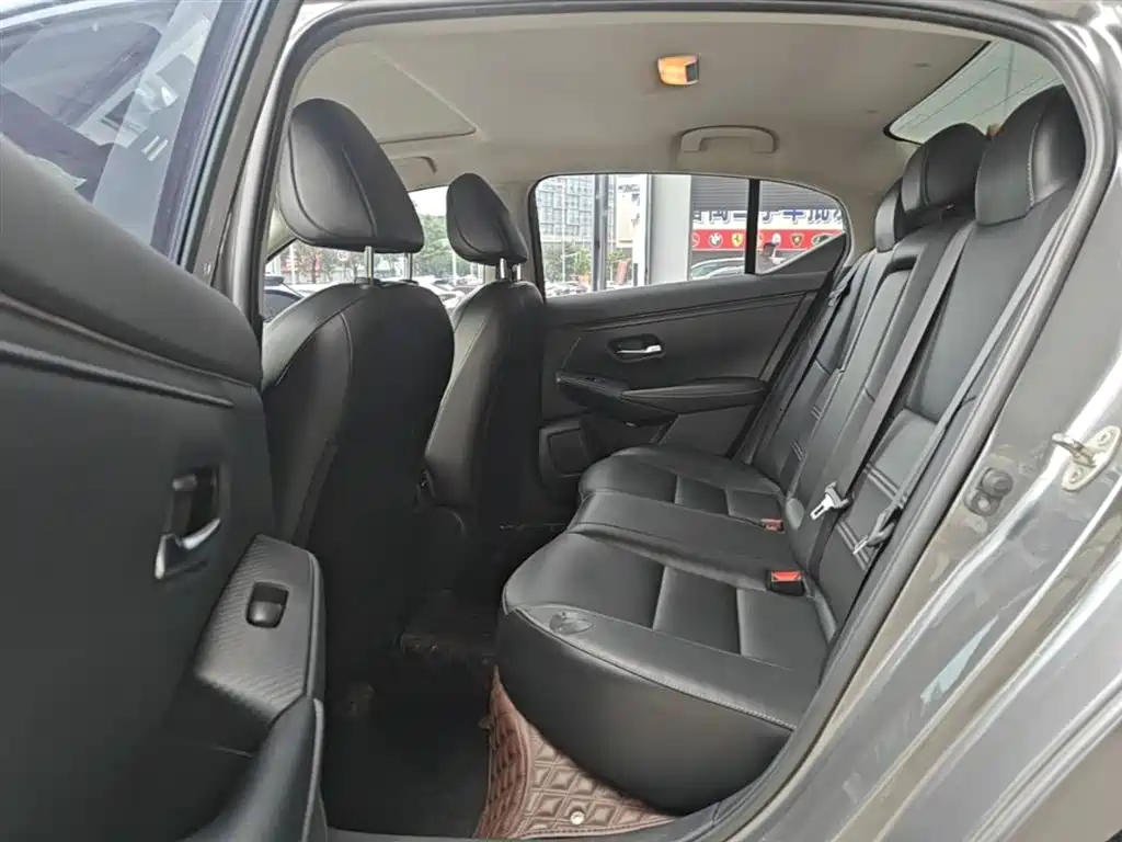 Nissan Sylphy 2022 — фото 17