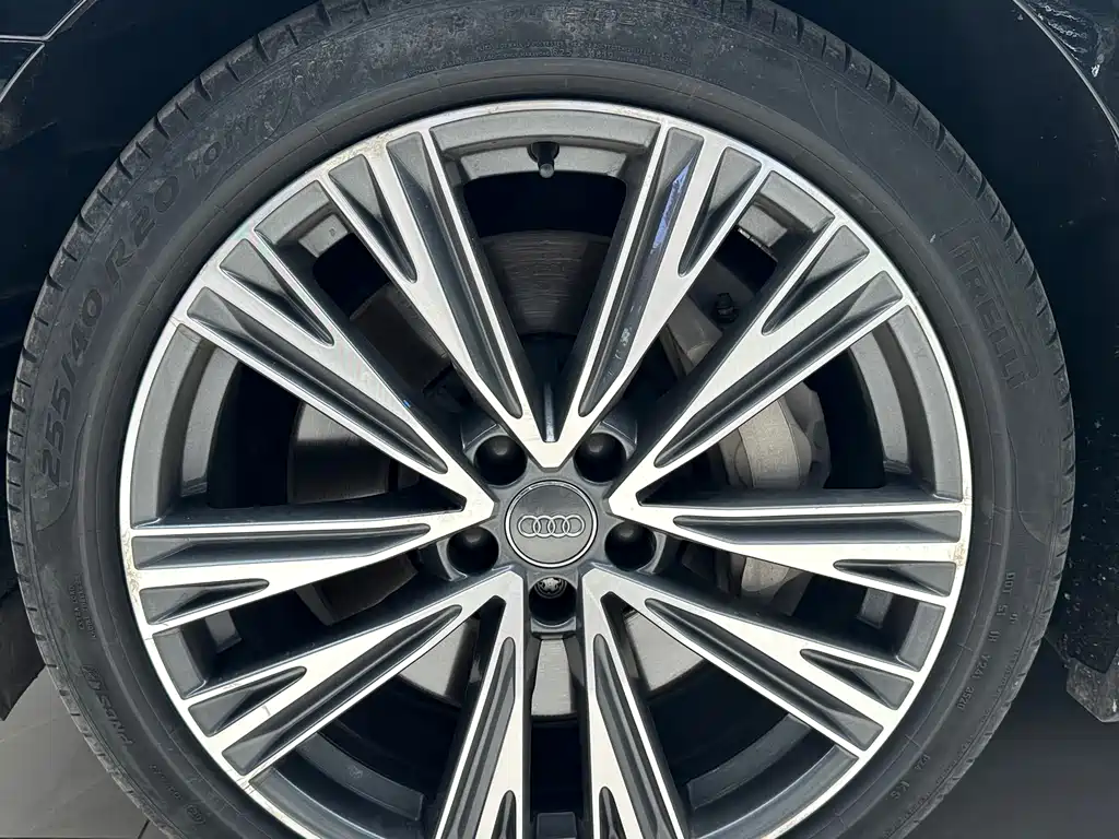 Audi A6L 2021 — фото 16