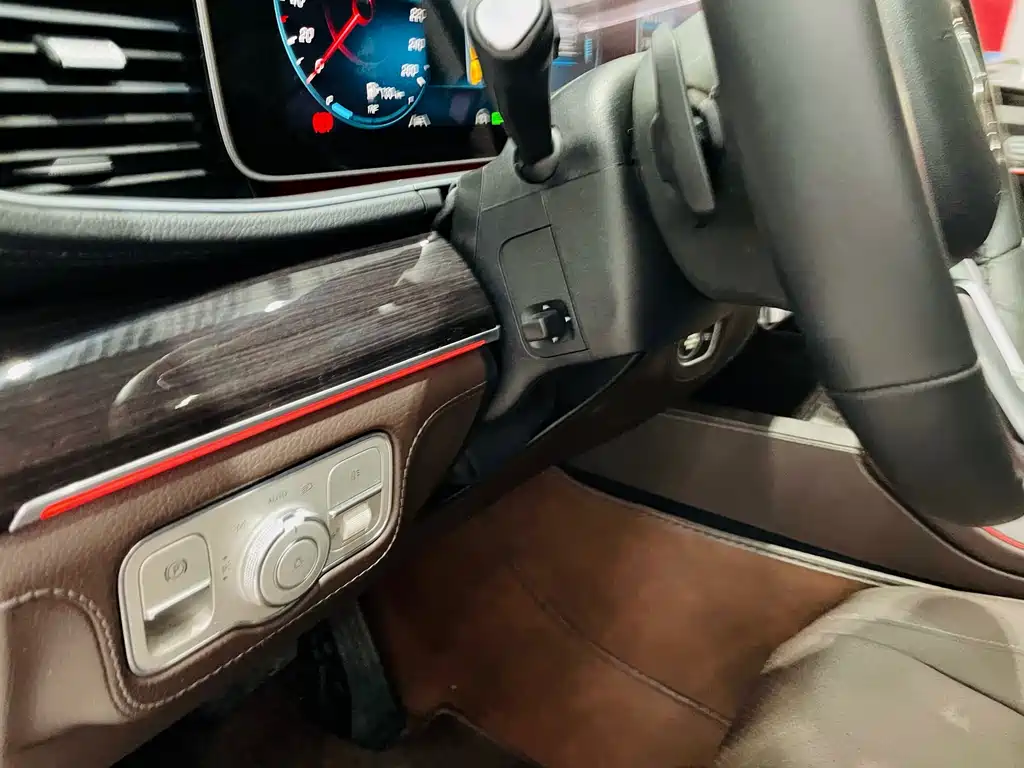 Mercedes-Benz GLS 2021 — фото 12