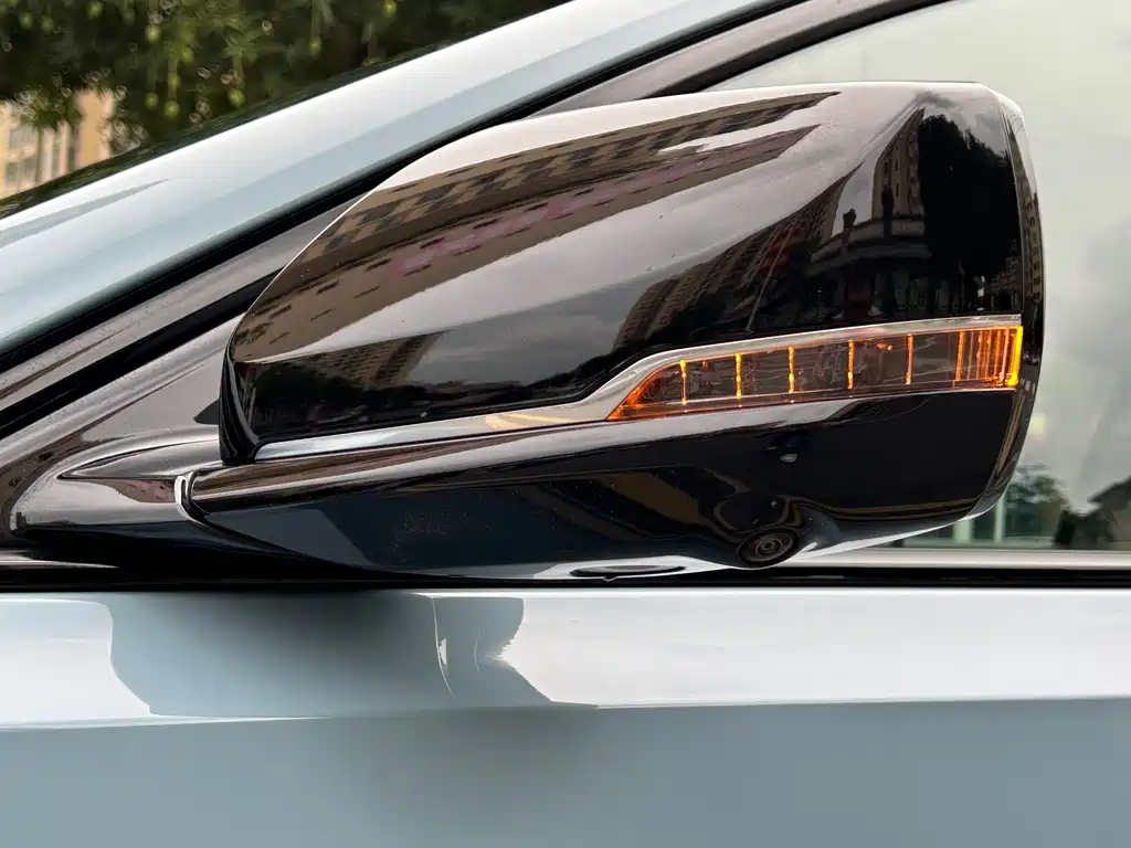 Cadillac CT5 2025 — фото 25