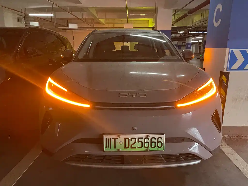 BYD Sealion 05 EV 2025 — фото 2