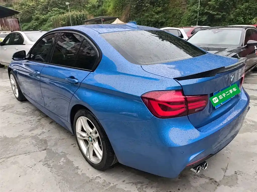 BMW 3 Series 2018 — фото 5