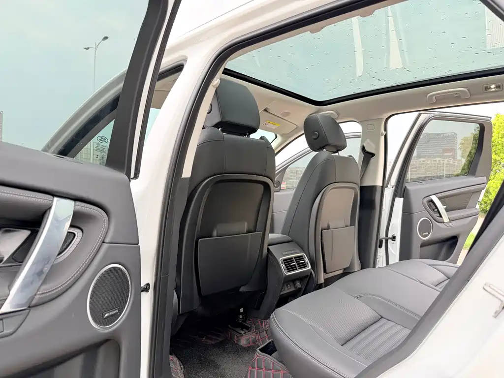 Land Rover Discovery Sport 2025 — фото 13