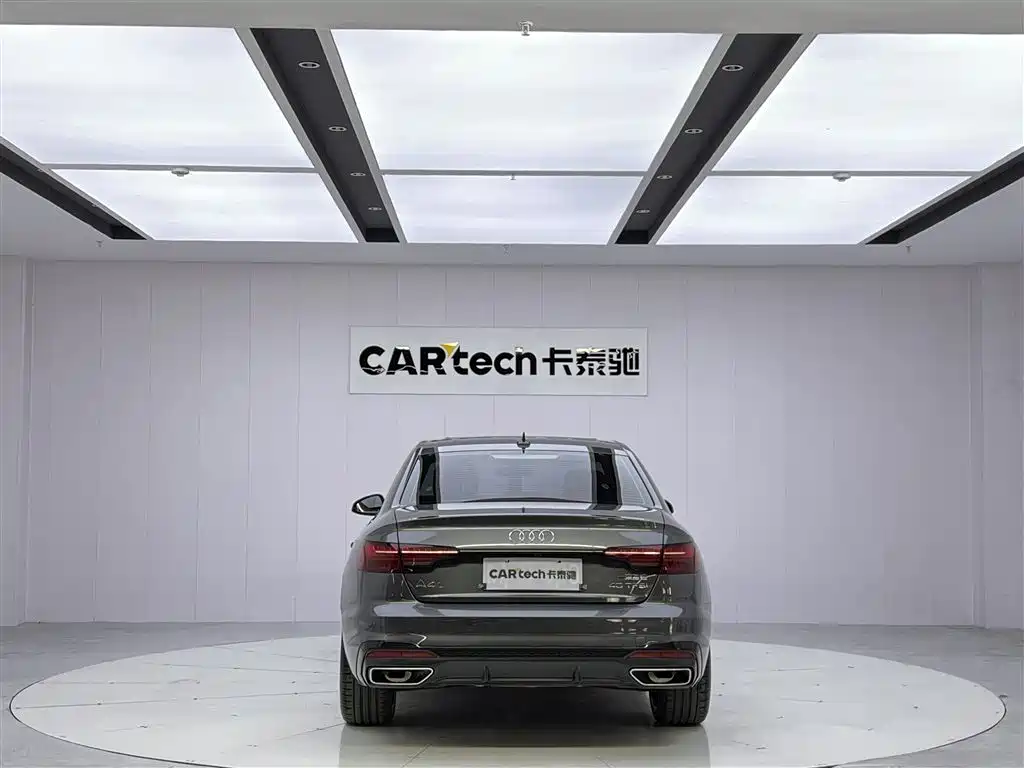 Audi A4L 2024 — фото 13