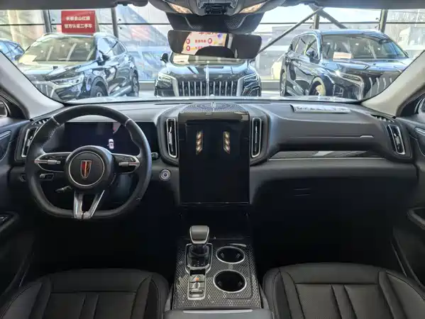 Hongqi HS3 2023