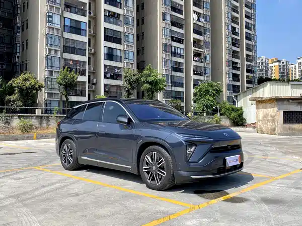 NIO ES6 2020