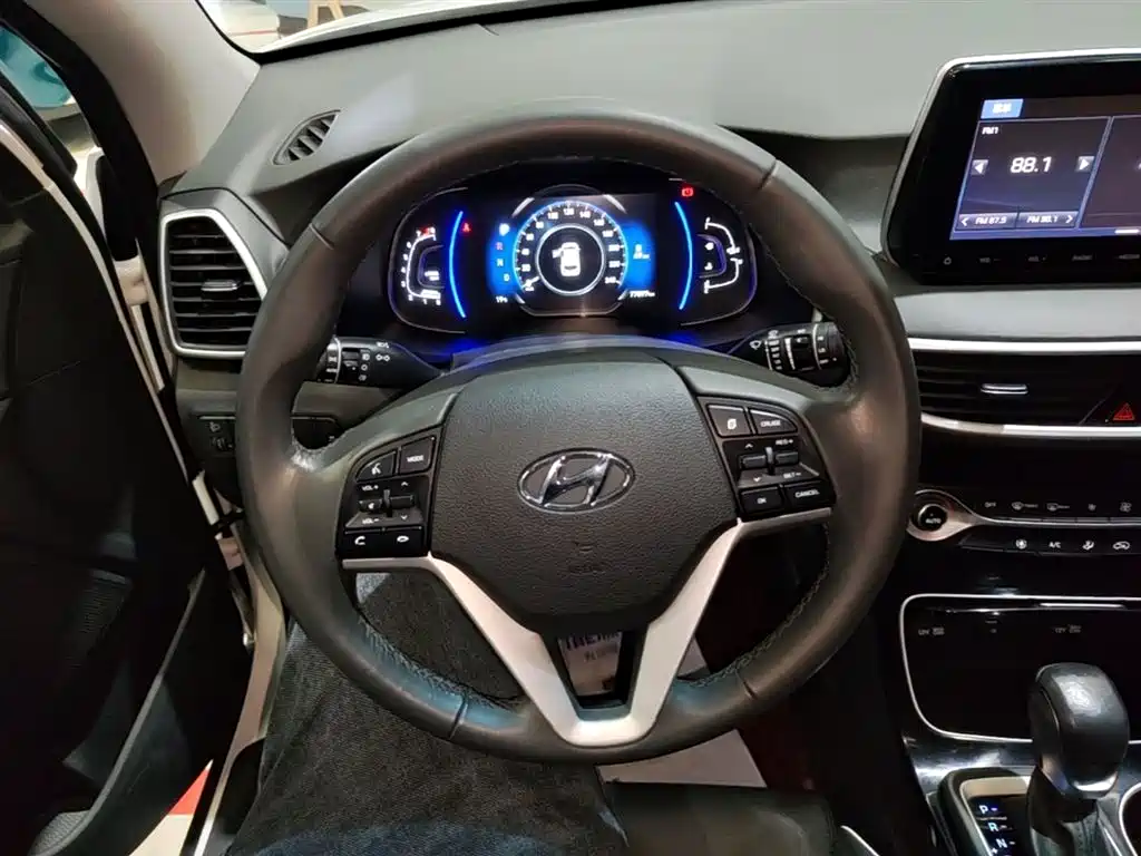 Hyundai Tucson 2020 — фото 11