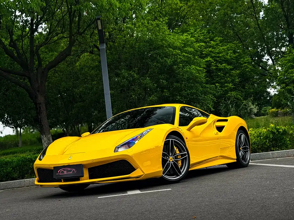 Ferrari 488 2018 — фото 7