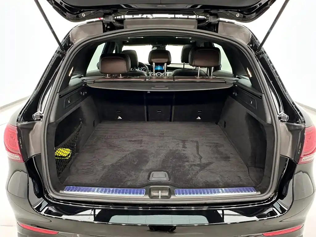 Mercedes-Benz GLC 2020 — фото 28