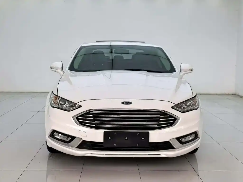 Ford Mondeo 2018 — фото 2