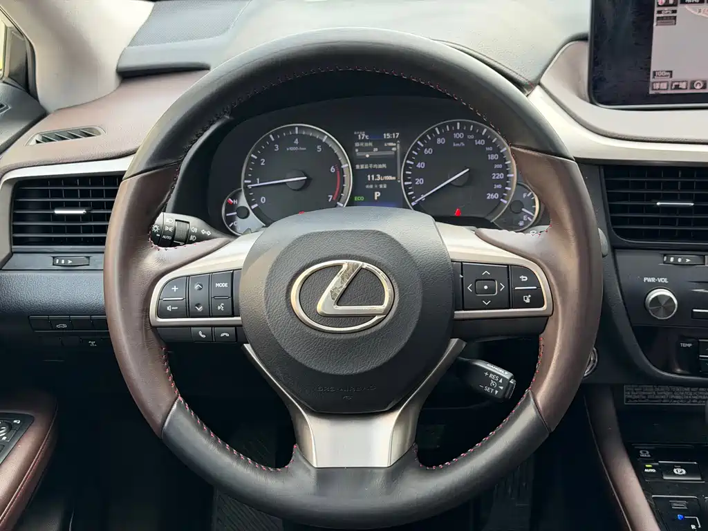 Lexus RX 2018 — фото 9