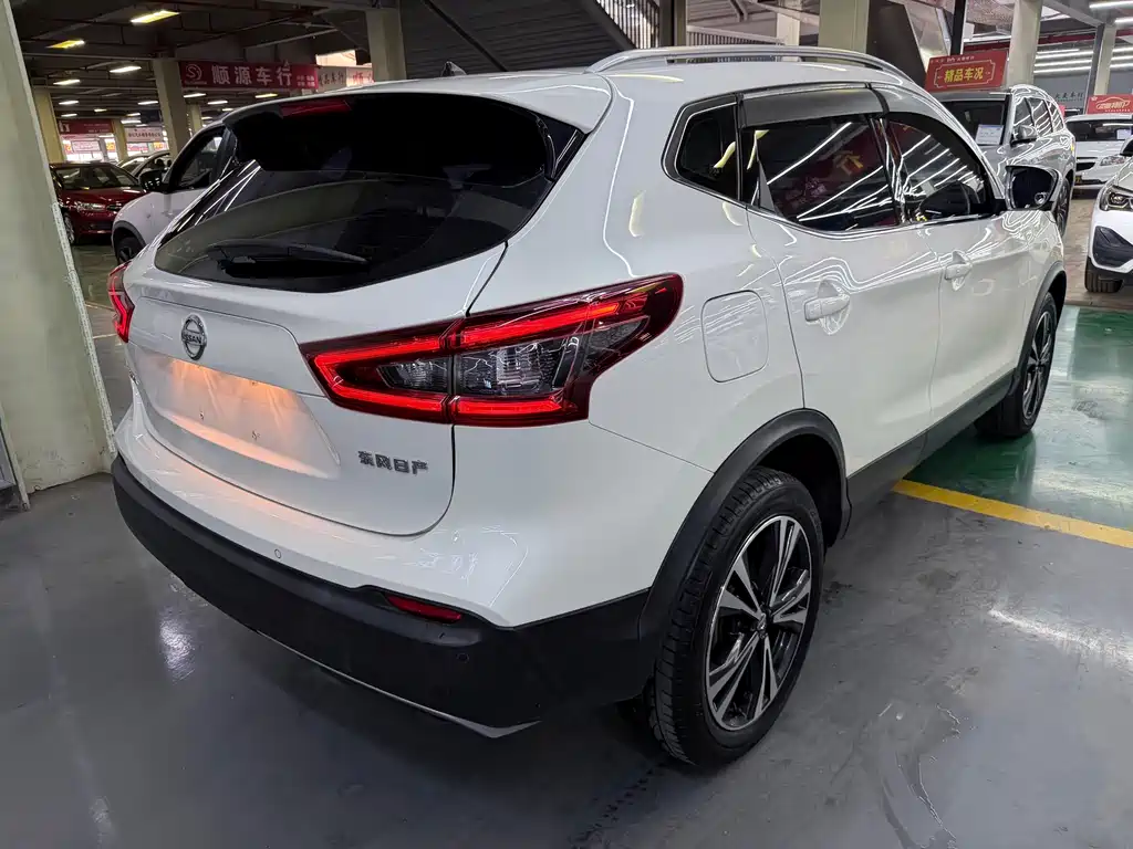 Nissan Qashqai 2021 — фото 6