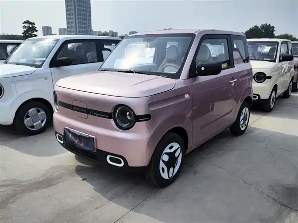 Geely Galaxy Panda 2025