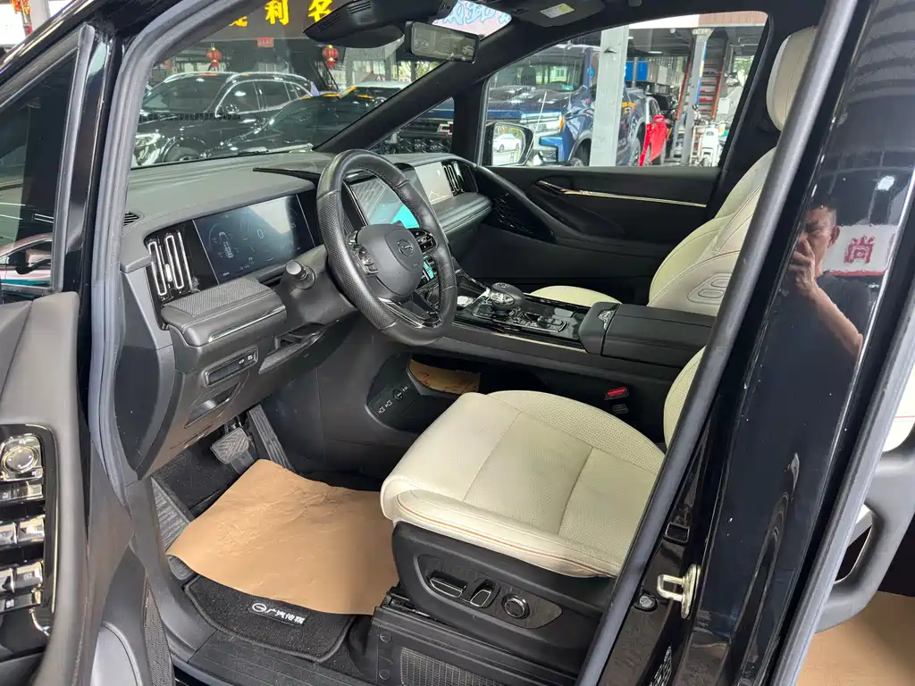 GAC Motor Trumpchi M8 2022 — фото 14