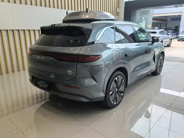 BYD Tang L 2025