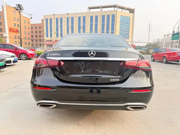 Mercedes-Benz E-Class 2023