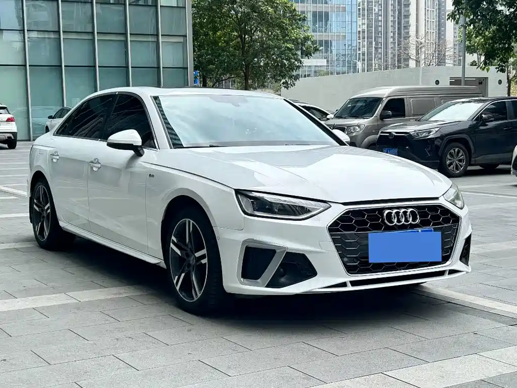 Audi A4L 2020 — фото 3
