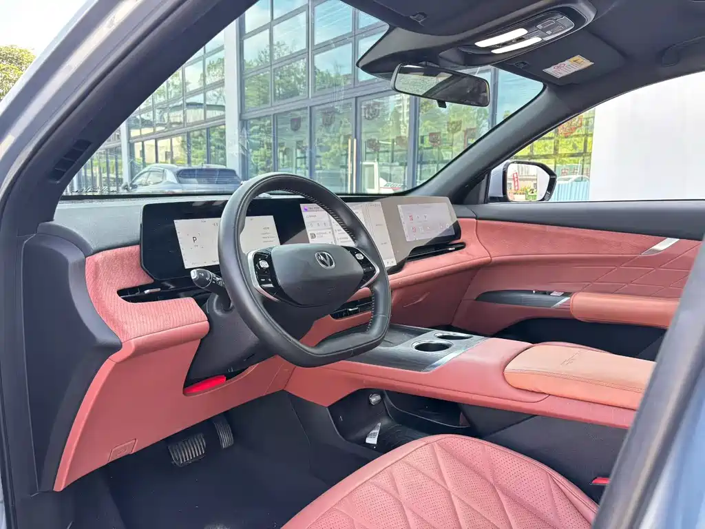 Changan CS75PLUS 2024 — фото 4