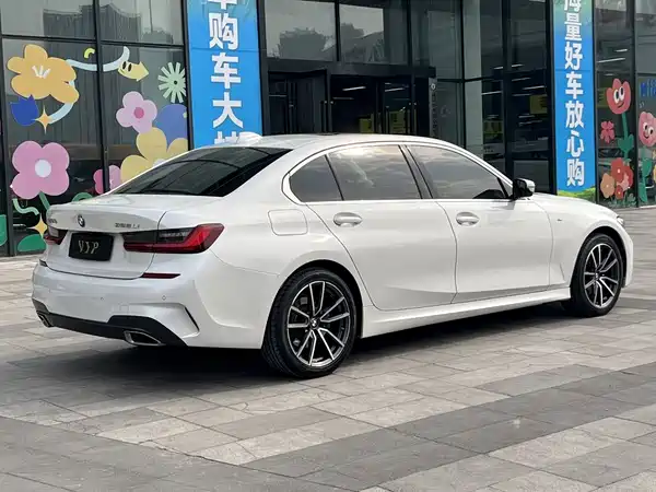 BMW 3 Series 2022