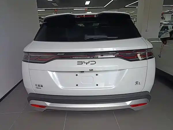 BYD Song L DM-i 2024